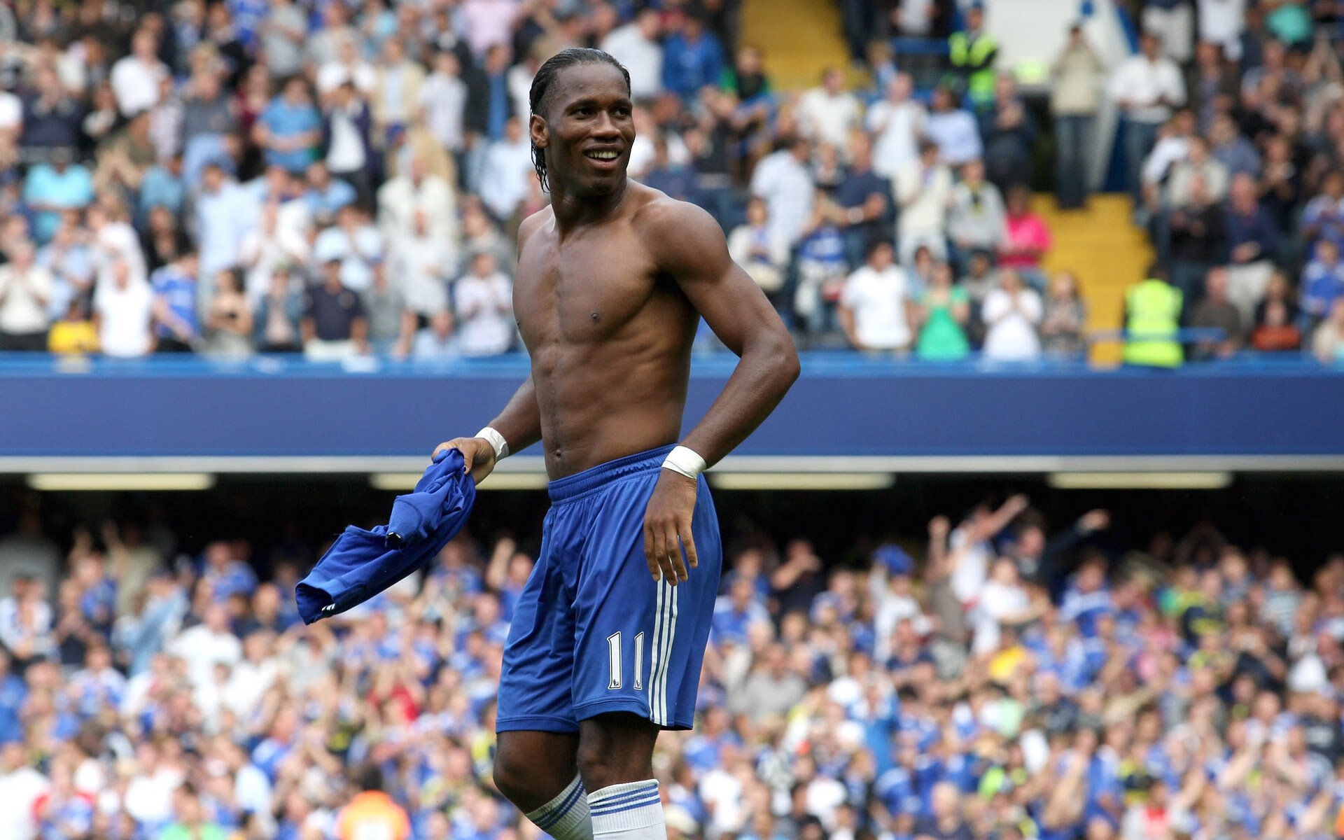 职业联赛推动球迷投票参与赛事周最佳评选，职业联赛门票