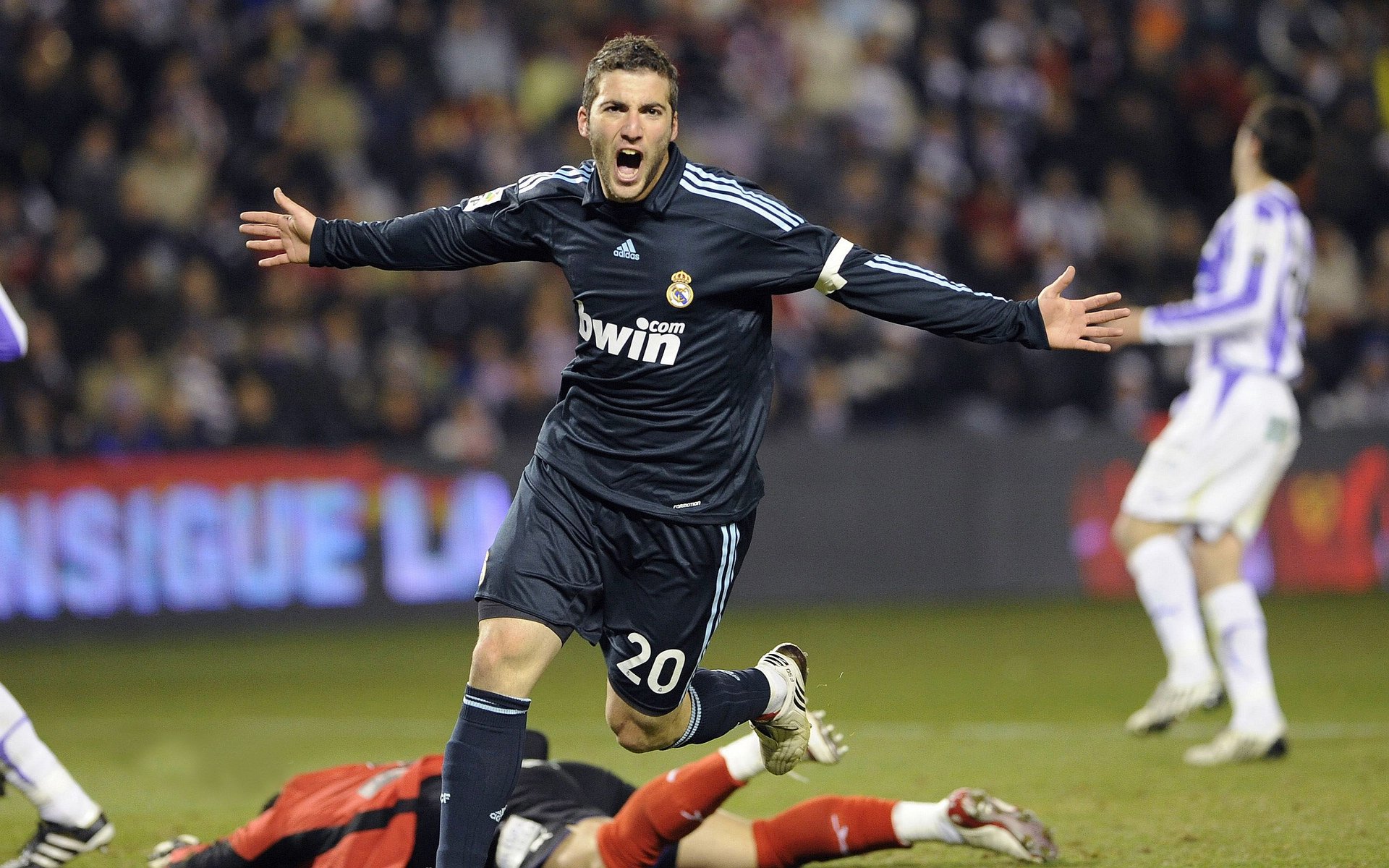 英超精彩集锦：我们不一样的足球瞬间，英超集锦2020-2021