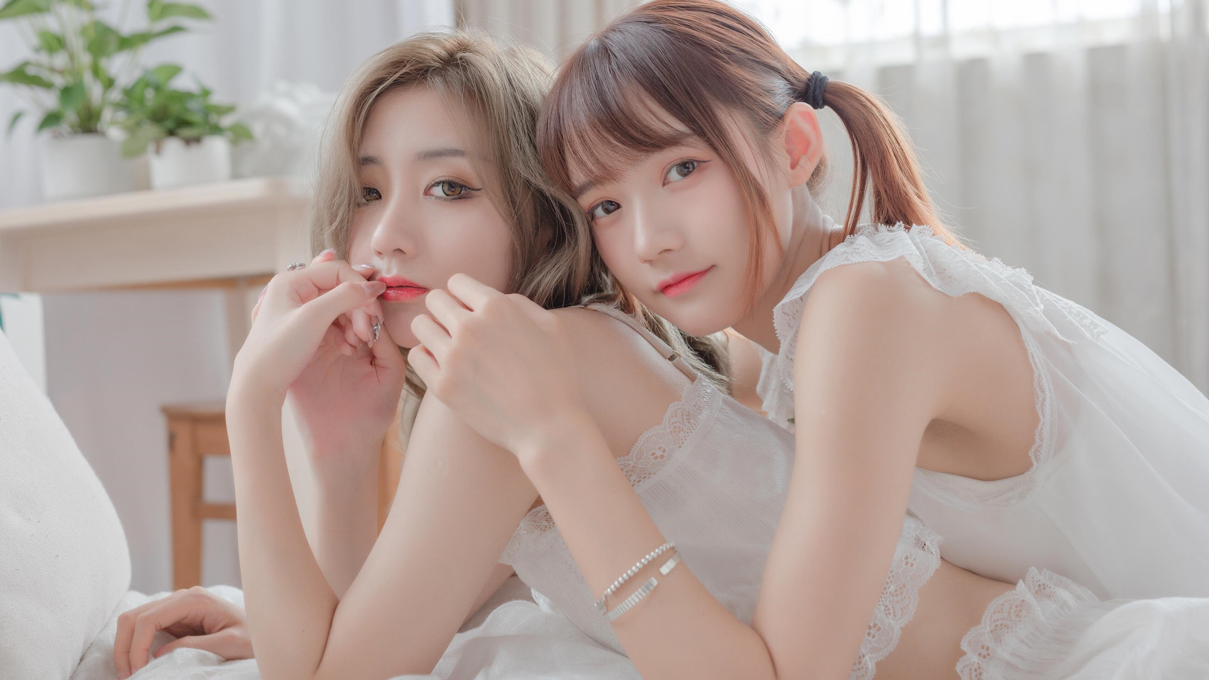 开云全站下载-_高空深潜体验：探索海底未知领域_，海底未探索区域